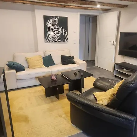 Krone 2 - Mernes Apartment Marjoss