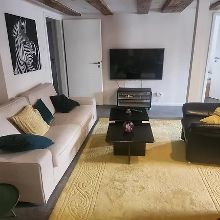 Krone 2 - Mernes Marjoss