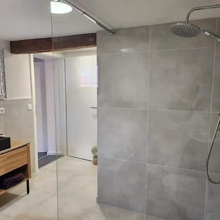 Krone 2 - Mernes * Marjoss