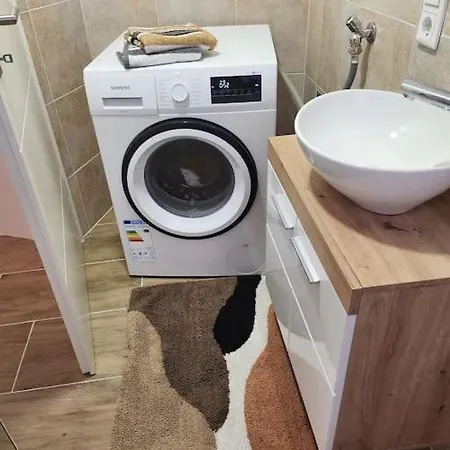 Krone 2 - Mernes * Marjoss