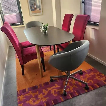 Krone 2 - Mernes Apartamento Marjoss